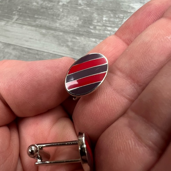 Banana Republic Red & Purple Stripe Enamel Cufflinks - Picture 5 of 5